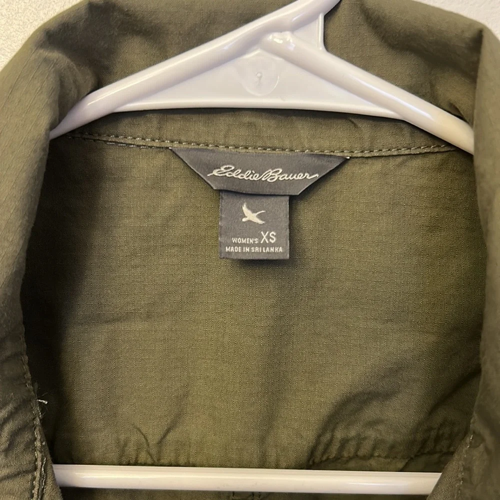 Eddie Bauer Women’s Jacket Olive Green Size XS - Picture 3 of 4